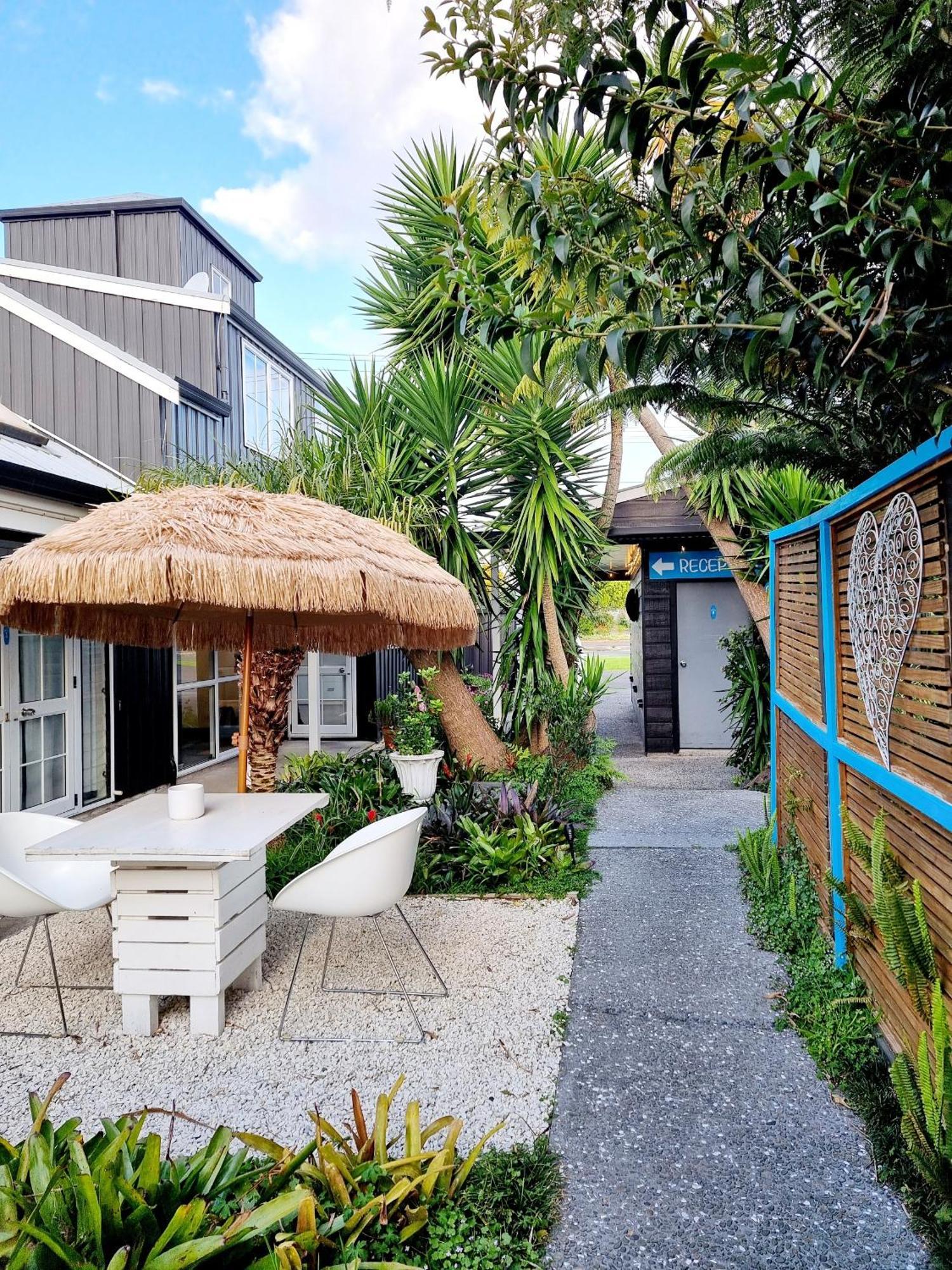 Southpacific Motel Whangamata Exterior foto